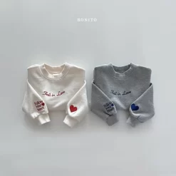 [Bonito] Fall In Love Sweatshirts